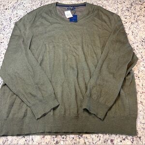 Club Room Men's Olive Merino Wool Blend V Neck Sweater